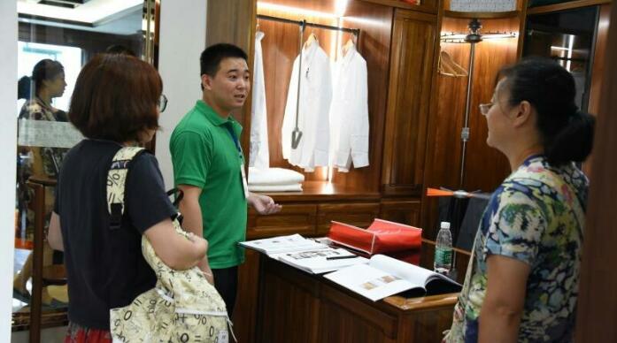 光明家具915南京工廠嗨購會回顧，選購實(shí)木家具就到工廠看一看