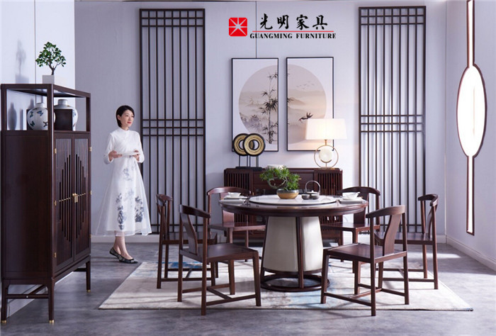 餐廳實(shí)木家具選購注意事項(xiàng)